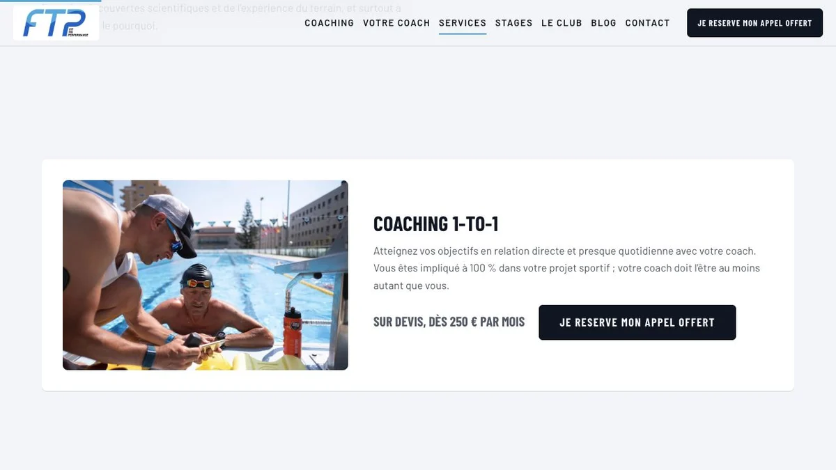 Coaching individuel FIT TRI PERF : présentation du service avec une séance au bord du bassin